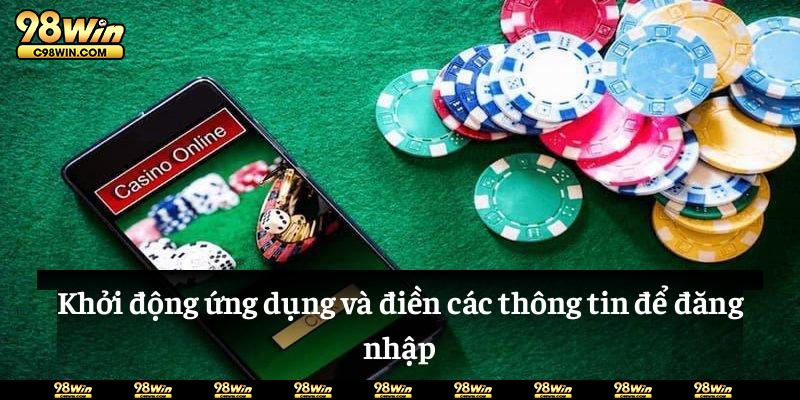 Khởi động ứng dụng và điền các thông tin để đăng nhập